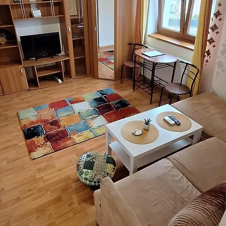 Victoriei One - In The Heart Of The * Bükreş